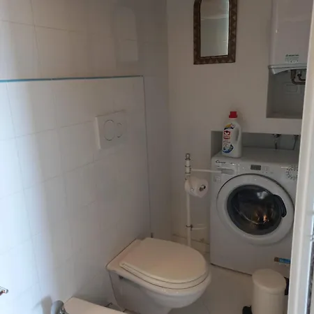 On The Sea In Downtown Apartment Triest